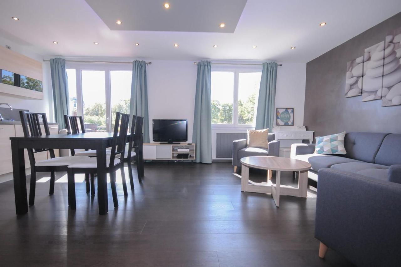 Le Grand Large - Apartment Parking & Balcony By The Lake Modern Bright アヌシー エクステリア 写真
